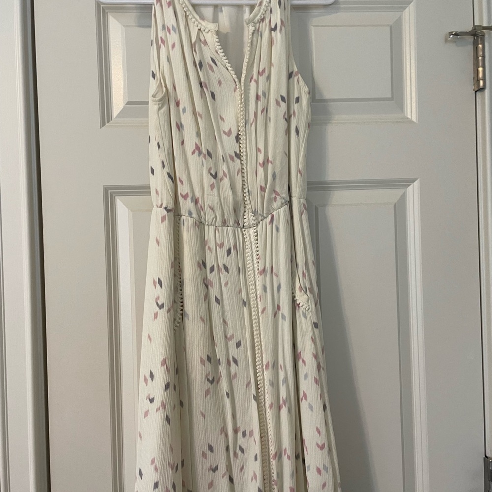 Elegant Cream Sleeveless Mini Dress
